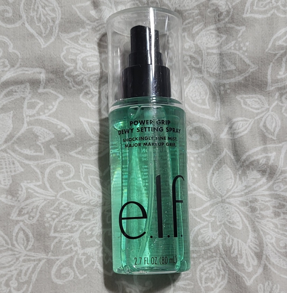 Power Grip Dewy Setting Spray - Green